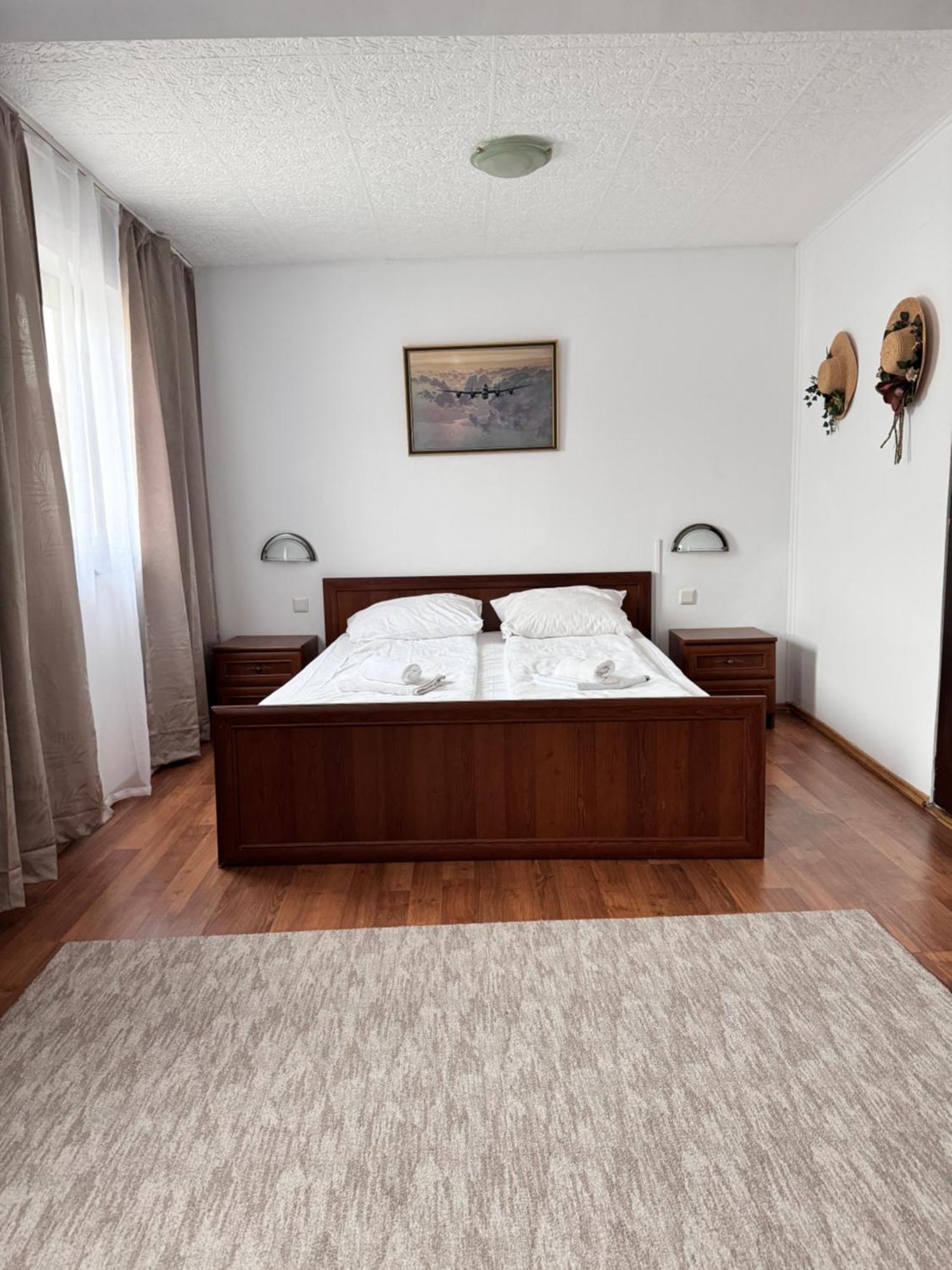 Complex Select Otel Mediaş Dış mekan fotoğraf