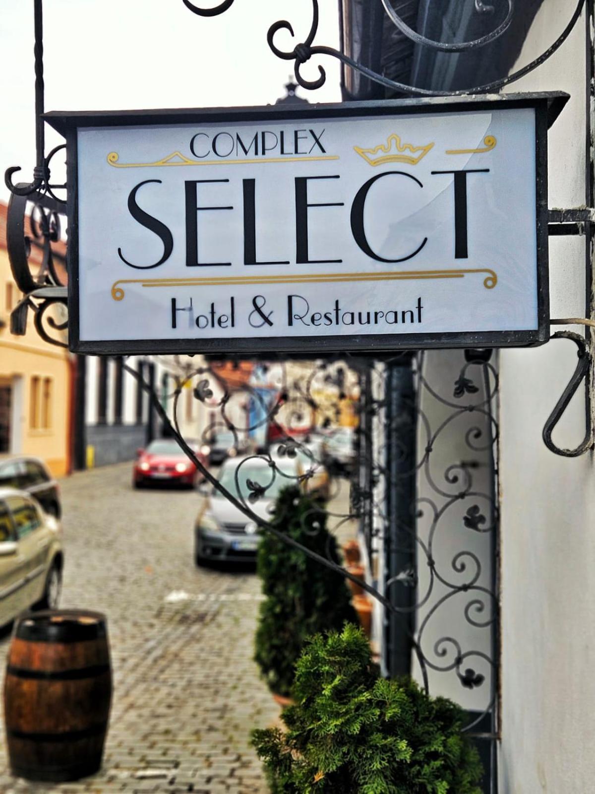 Complex Select Otel Mediaş Dış mekan fotoğraf