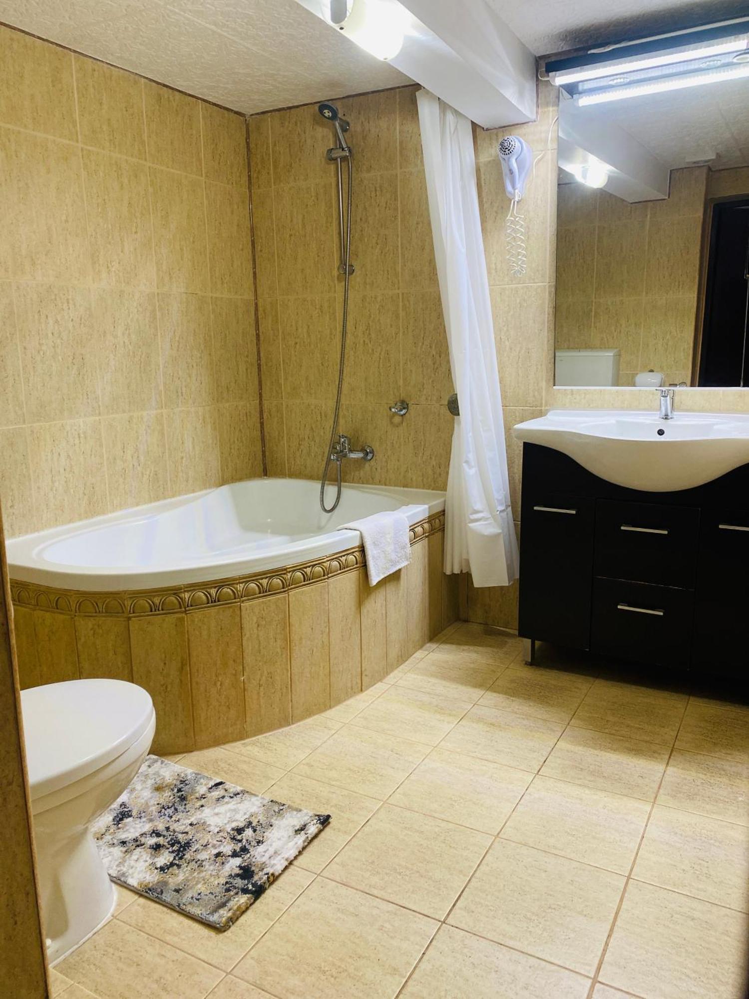 Complex Select Otel Mediaş Dış mekan fotoğraf