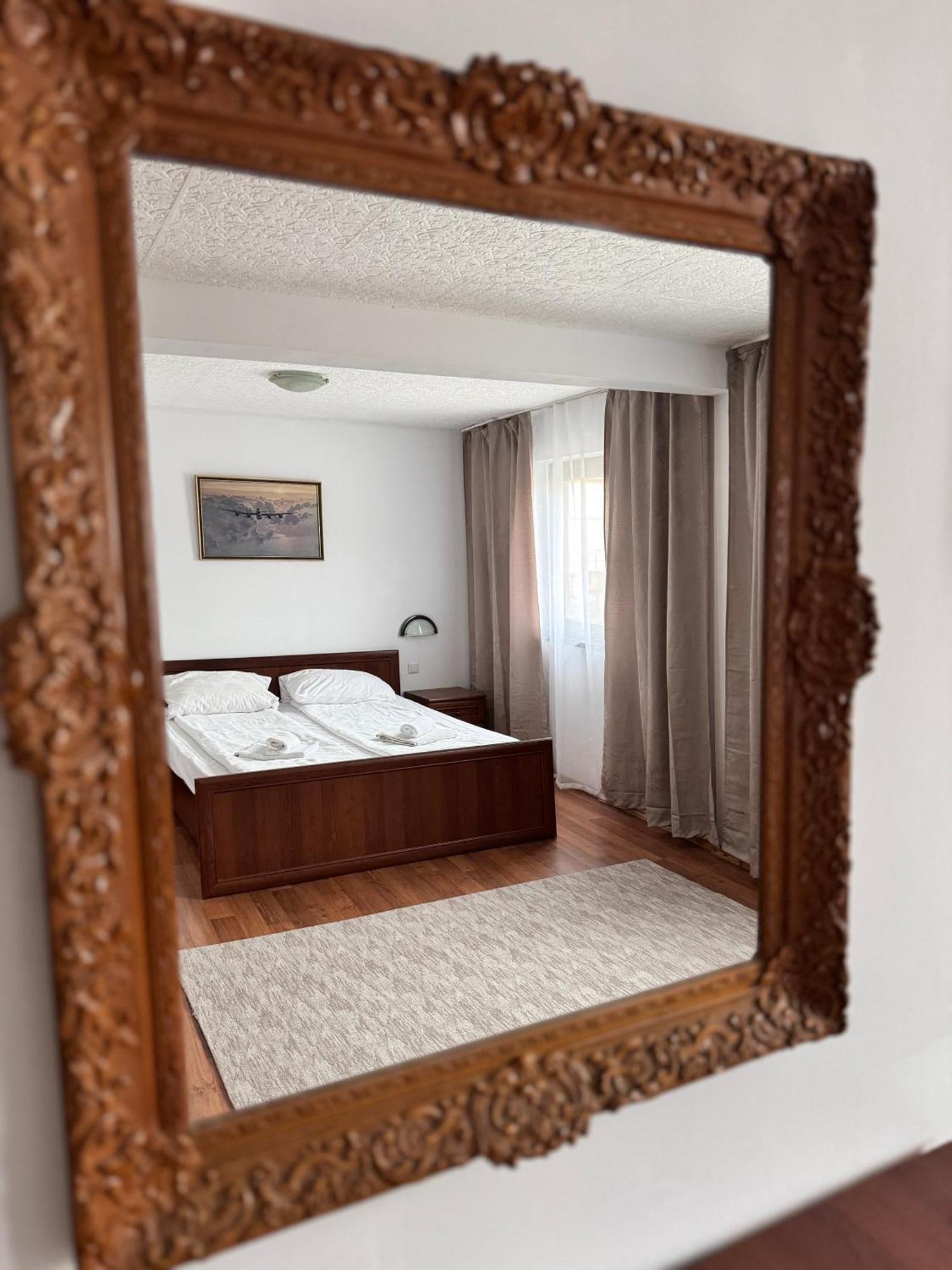 Complex Select Otel Mediaş Dış mekan fotoğraf