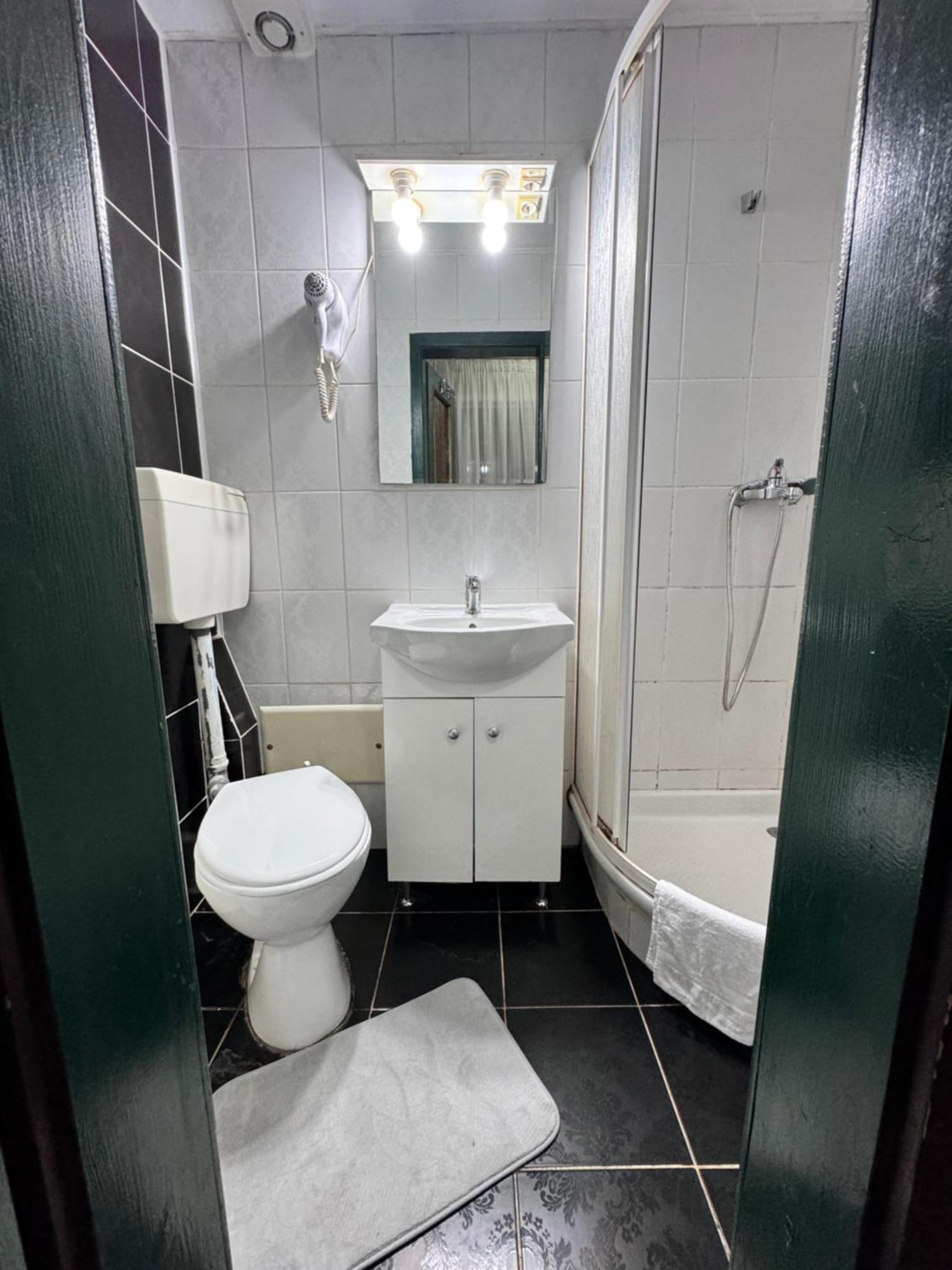 Complex Select Otel Mediaş Dış mekan fotoğraf