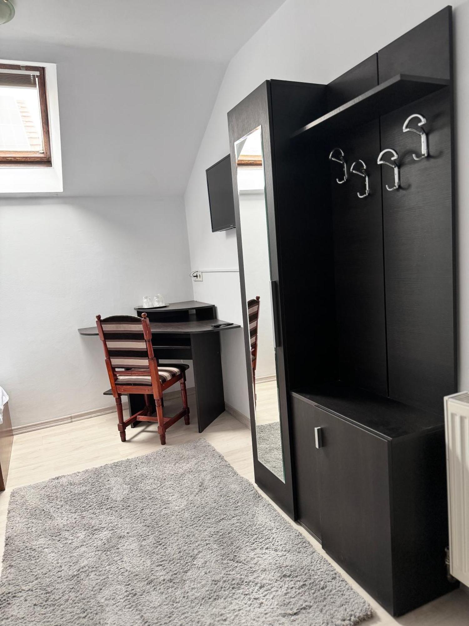 Complex Select Otel Mediaş Dış mekan fotoğraf